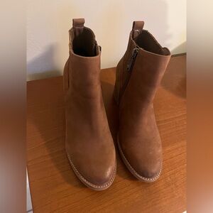 Blondo waterproof brown boots size 8 1/2